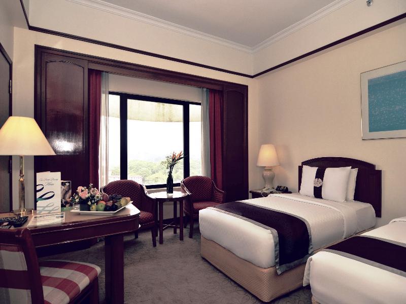 The Puteri Pacific Johor Bahru Hotel Exterior photo